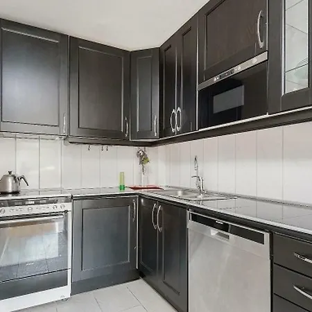 Apartment Three Bedroom In Oslo, Stromsveien 232 F *